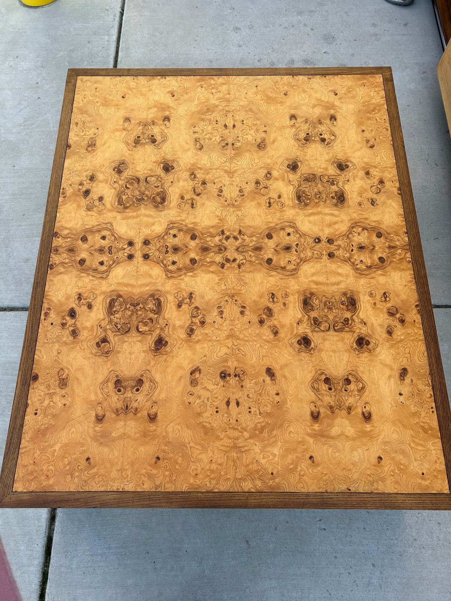 Large Mappa Burl and Oak Parsons Coffee Table, circa 1970s