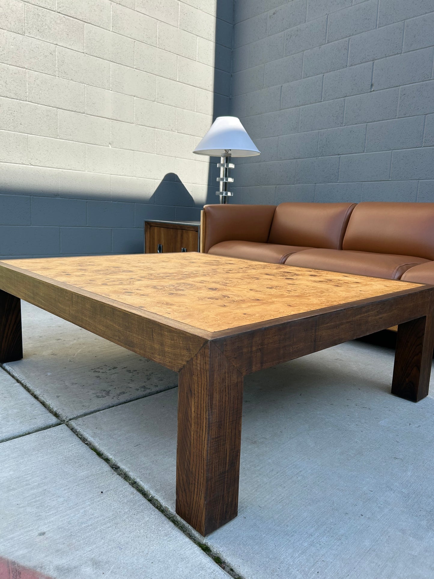 Large Mappa Burl and Oak Parsons Coffee Table, circa 1970s