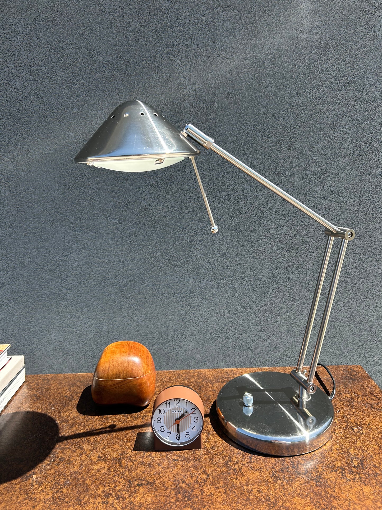 Postmodern UFO Chrome Articulated Desk Lamp, Circa 1990s