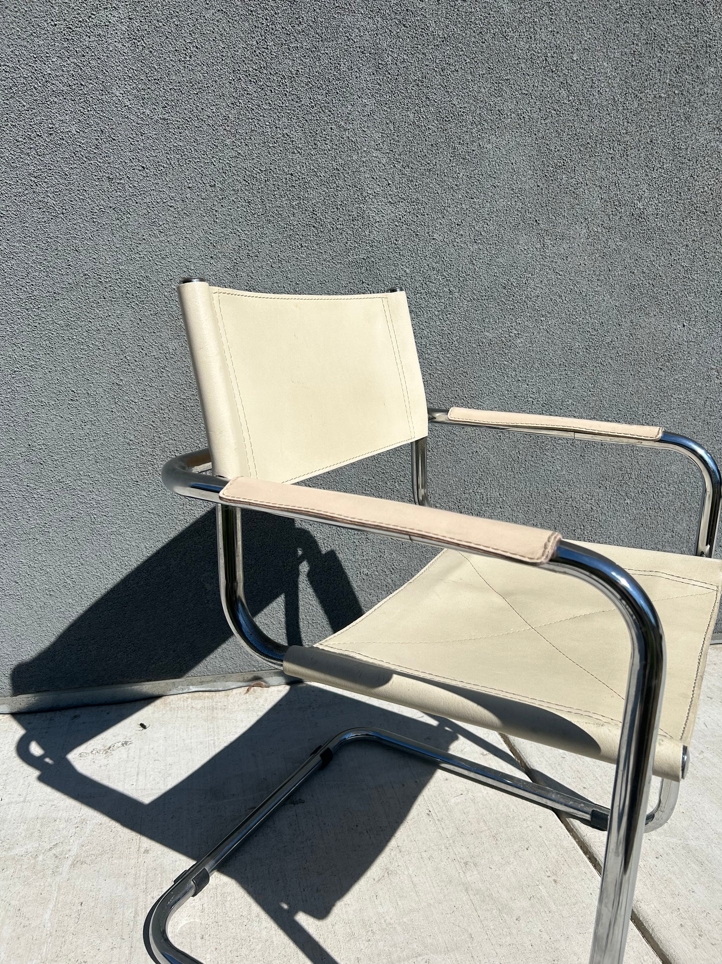 Marcel Breuer Style Beige Leather Tubular Chrome Chair, Circa 1970s