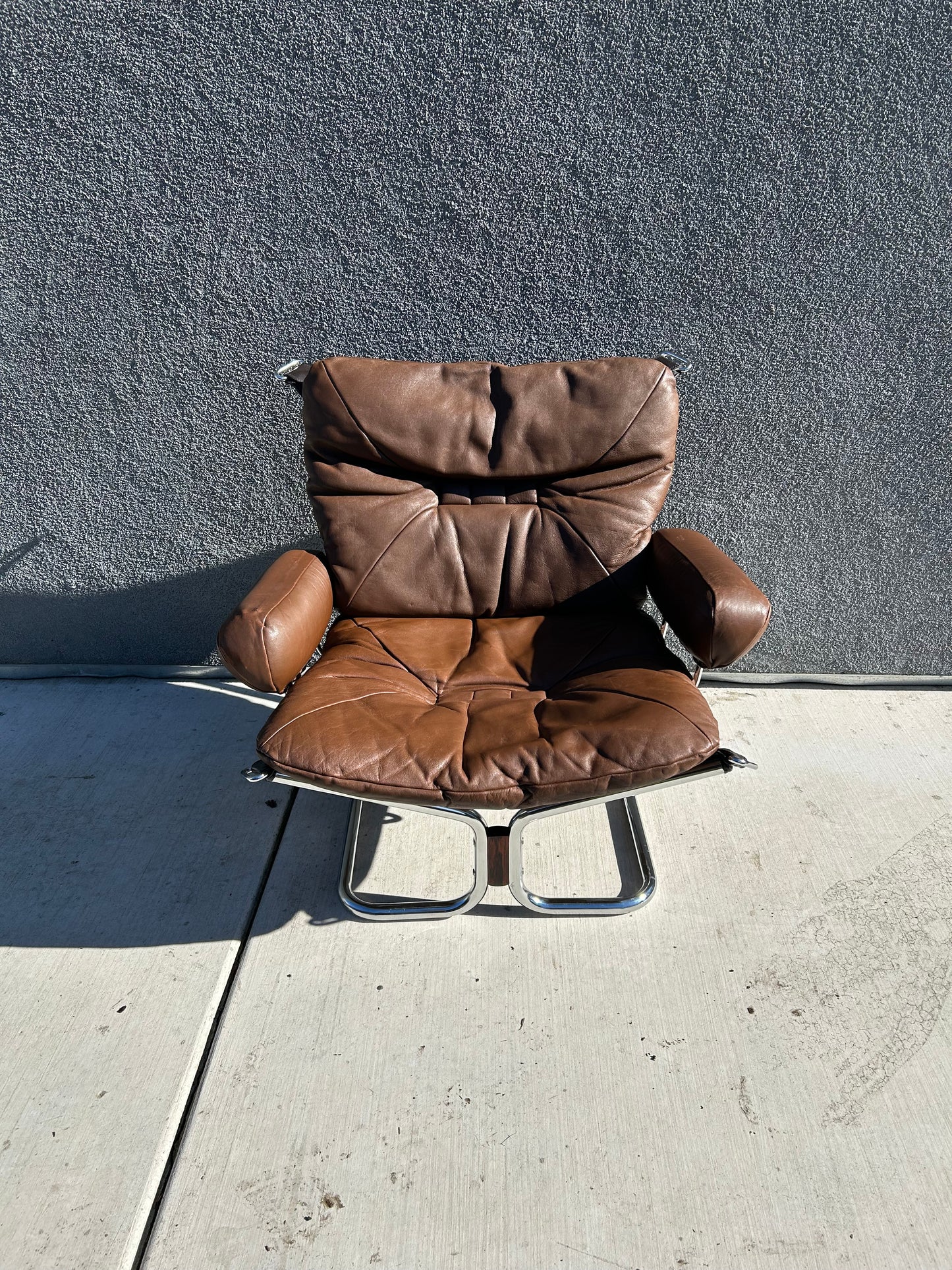 Mid Century Danish Modern Ingmar Relling Westnofa Brown Leather Lounge Chair, Circa 1960s