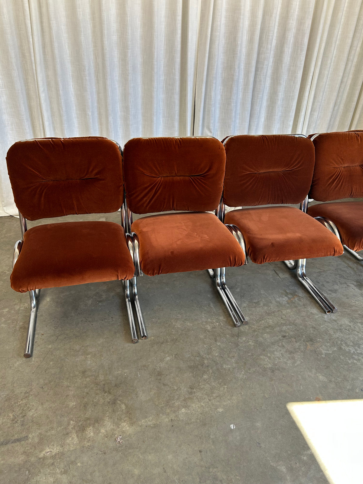 Set of 4 Tubular Chrome Cantilever Dining Chairs by Douglas Furniture, Circa 1970s