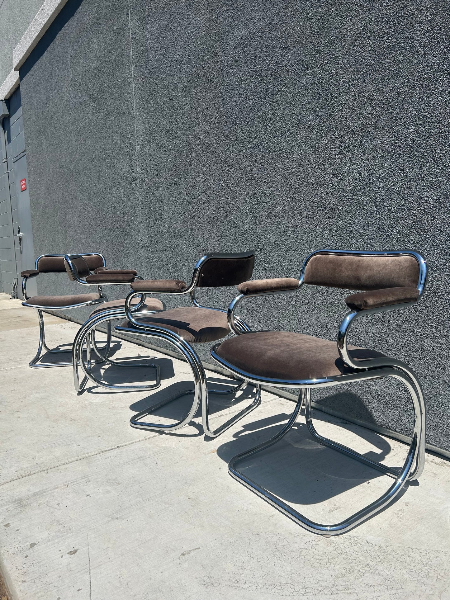 Italian Tubular Chrome Velvet Upholstered Dining Set with Glass Top, Circa 1970s