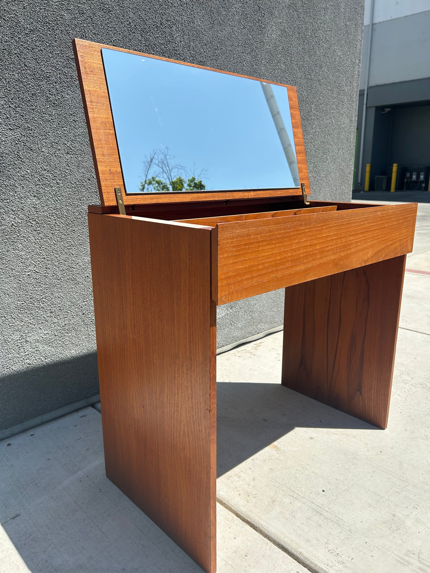 Mid Century Danish Modern Teak Vanity Desk by Arne Wahl Iversen of Vinde Mobelfabrik, Circa 1960s