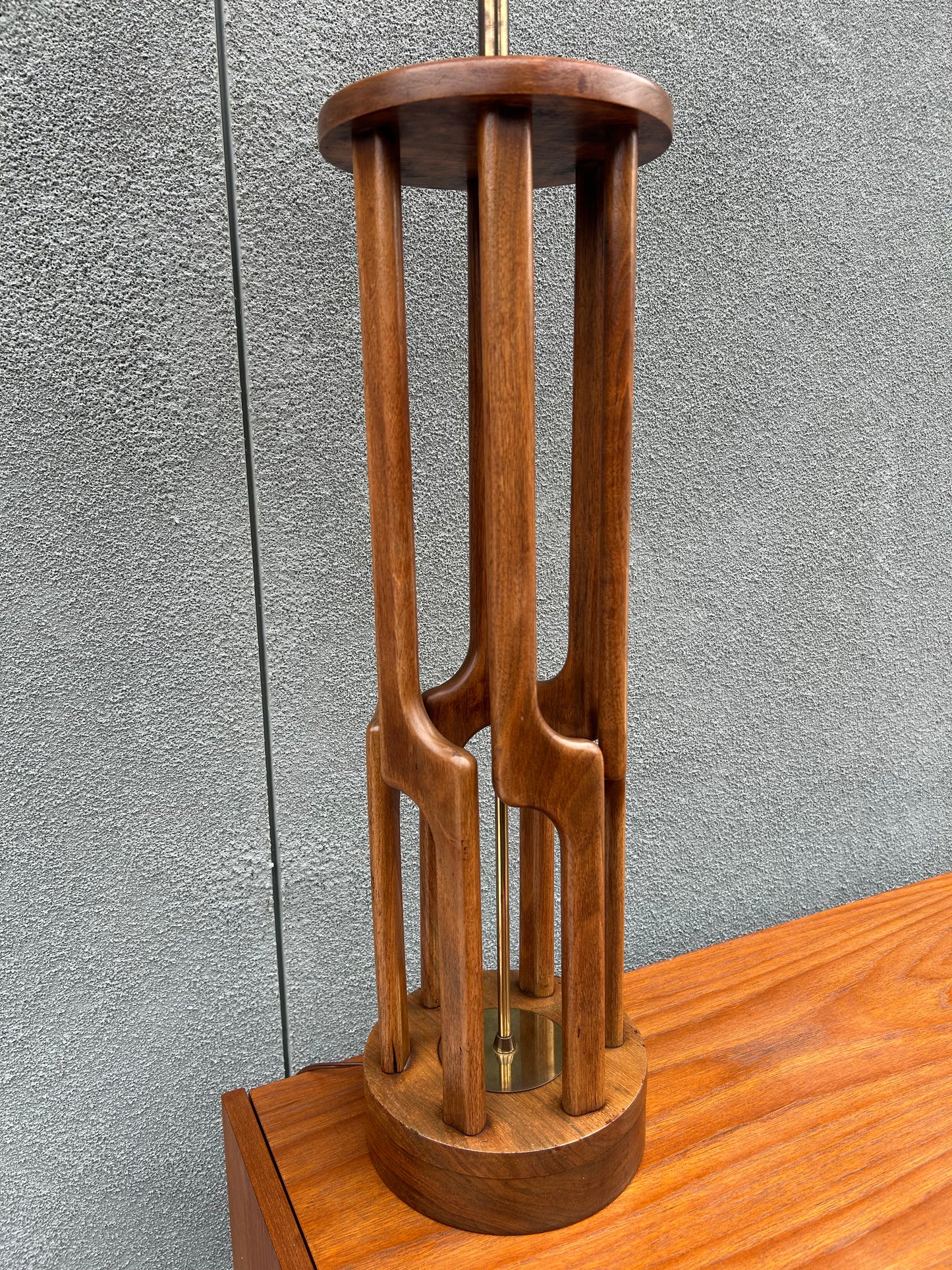 Mid Century Walnut and Brass Sculptural Table Lamp by VH Woolums, Circa 1960s