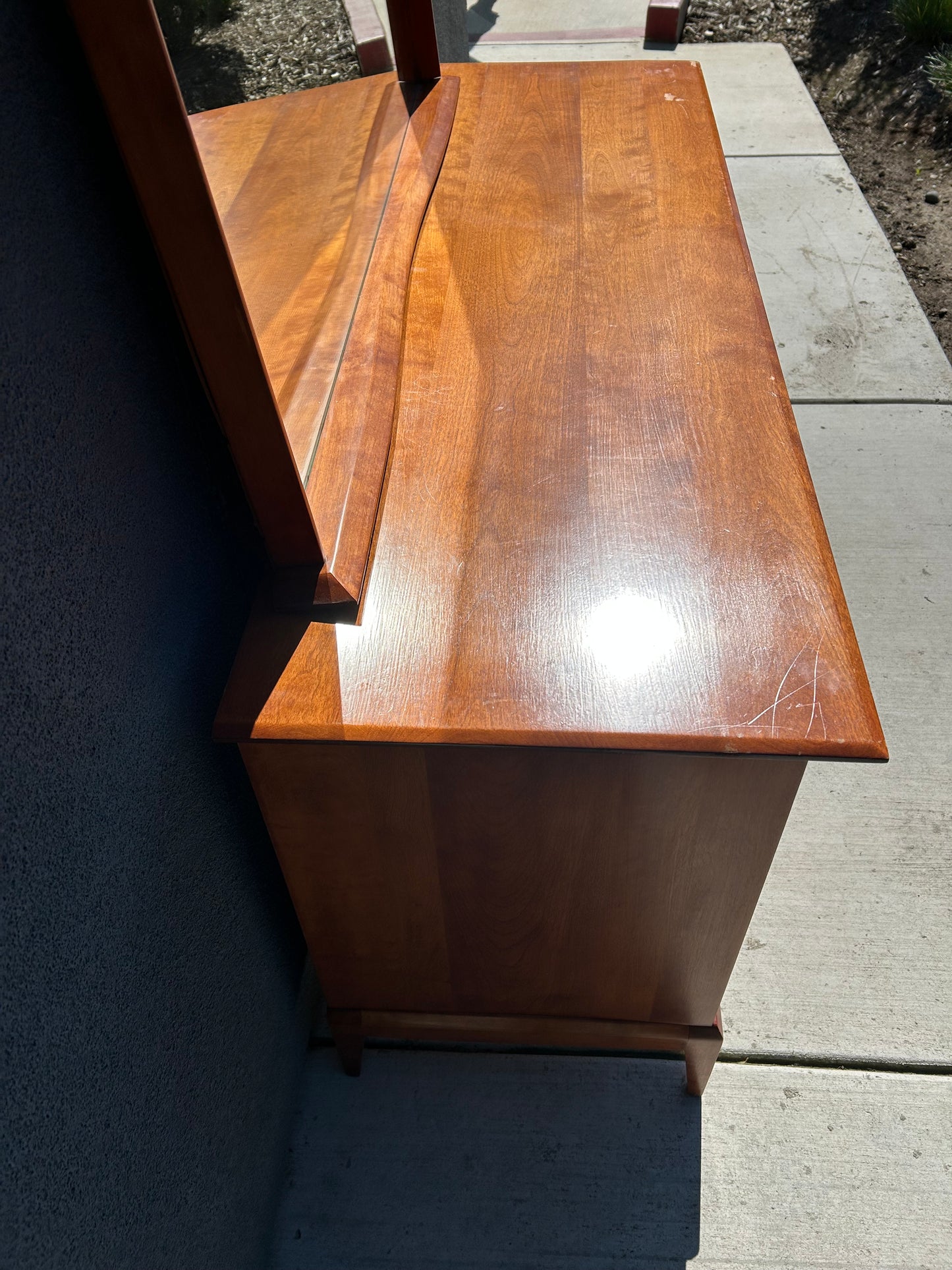 Heywood Wakefield Mid-Century Cadence Six-Drawer Dresser with Mirror, circa 1950s