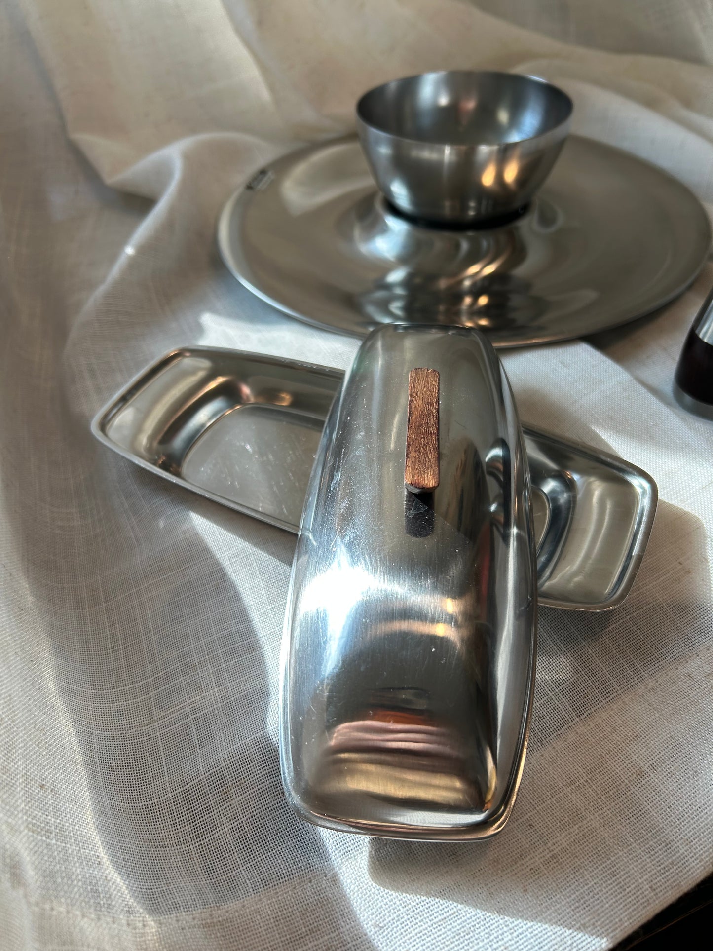 Selandia Stainless Steel/Rosewood Set - Platter, Butter Dish, Salt and Pepper Shakers