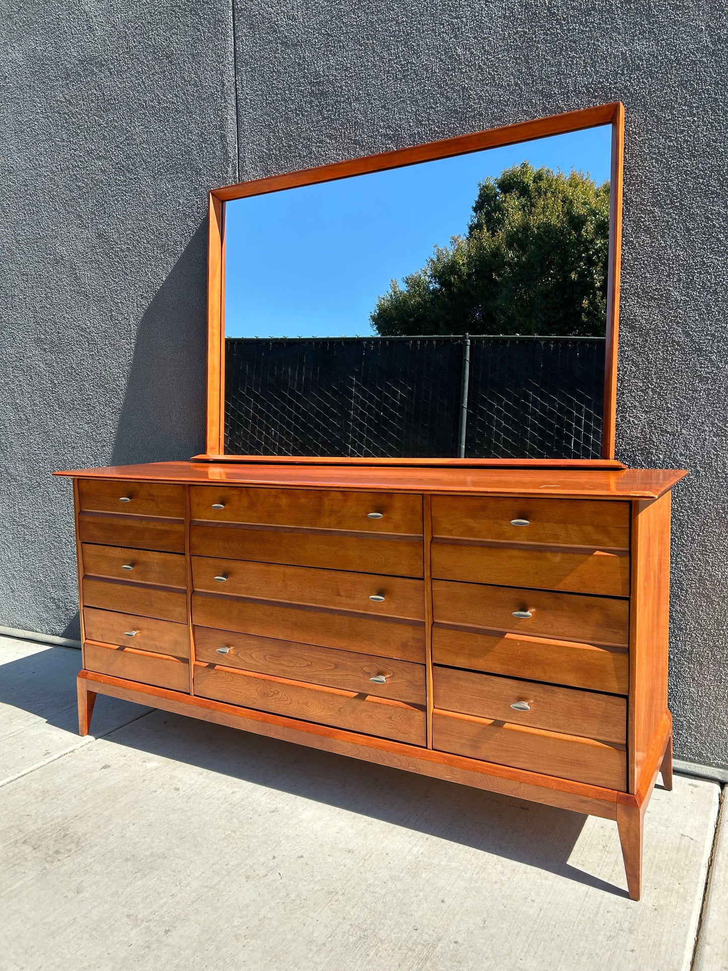 Heywood Wakefield Mid-Century Cadence Six-Drawer Dresser with Mirror, circa 1950s