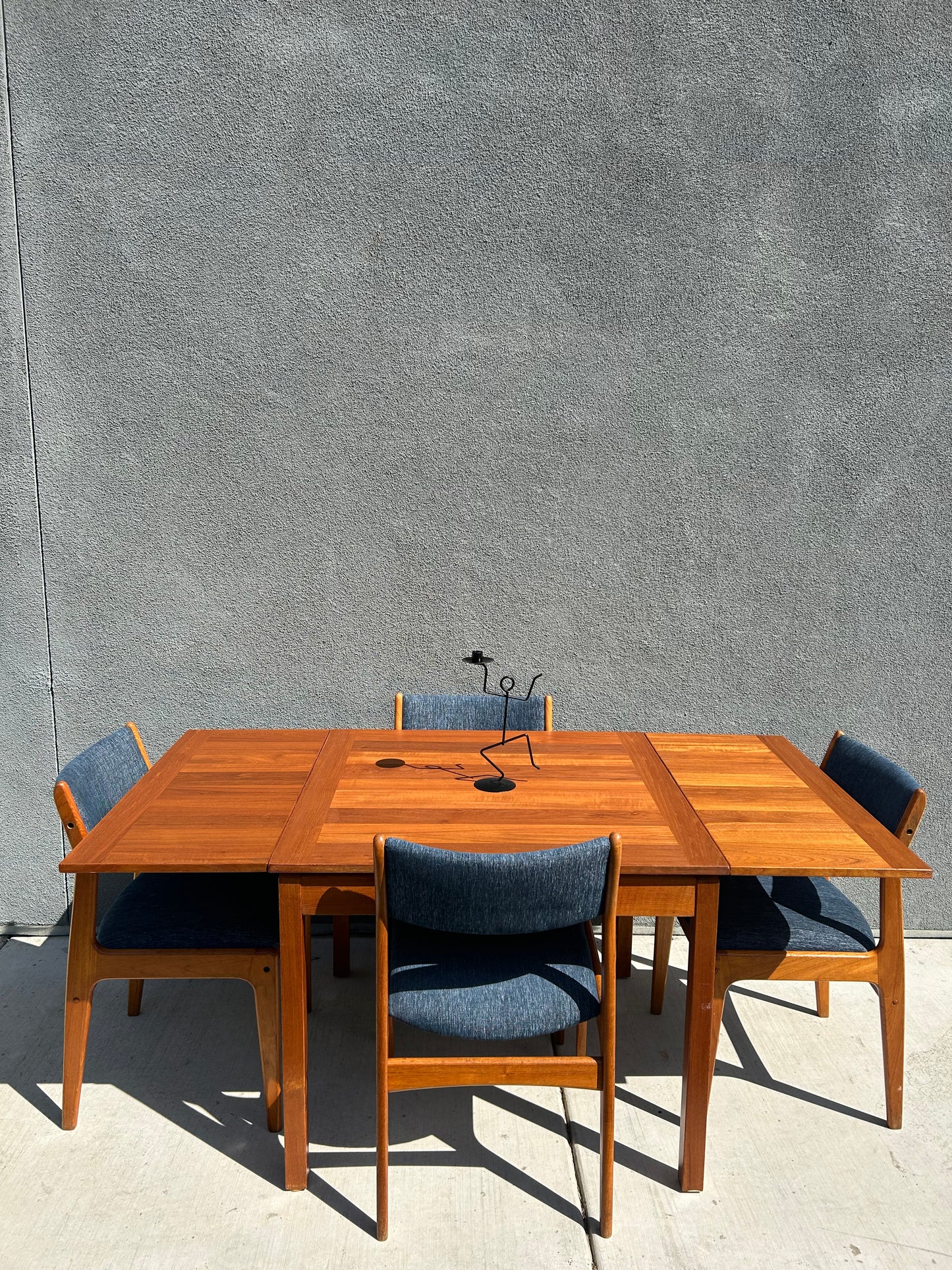 Set of 4 Mid Century Modern DScan Teak Dining Chairs