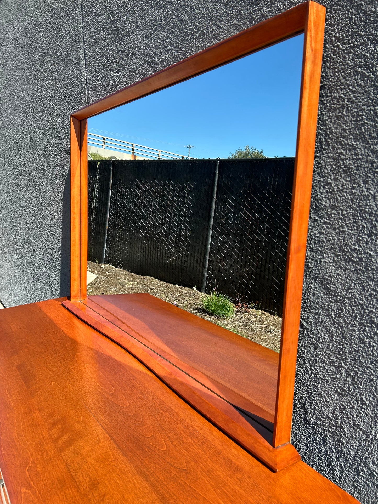 Heywood Wakefield Mid-Century Cadence Six-Drawer Dresser with Mirror, circa 1950s