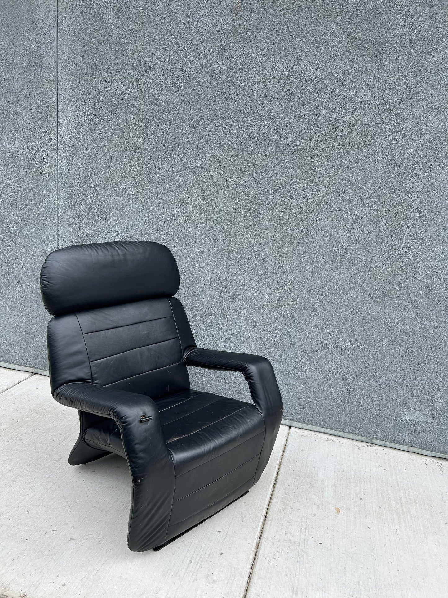 Vintage Percival Lafer Postmodern “Jet” Model Leather Recliner Chair, Circa 1980s