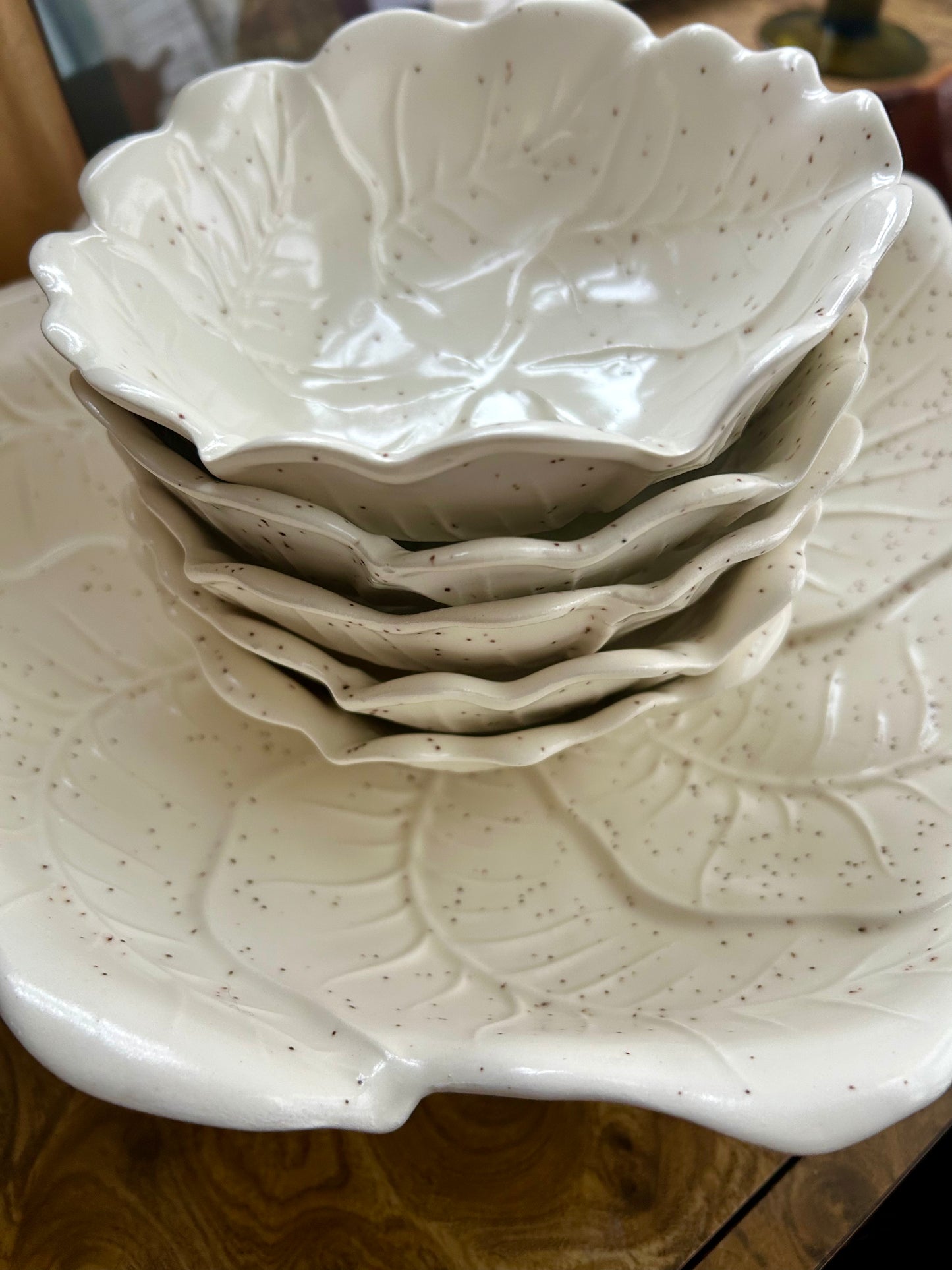 Vintage Ceramic Speckled Cabbage Leaf Salad Bowl Serving Set