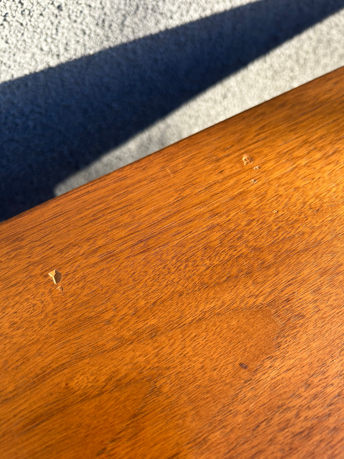 Mid Century Heritage Henredon Walnut Flip Top Rolling Buffet Bar Cart, Circa 1960s