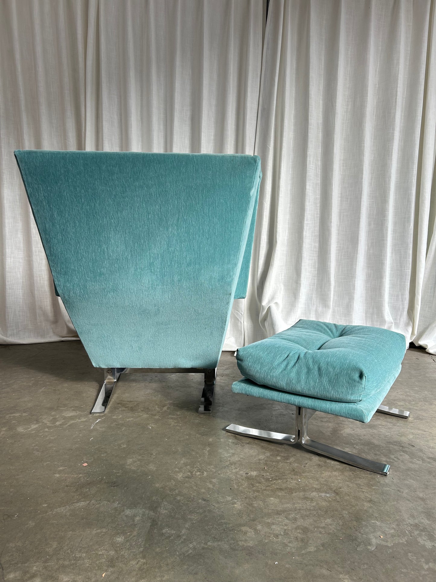 MCM Blue Velvet Wingback Lounge Chair with Ottoman in the Style of Adrian Pearsall, Circa 1960s