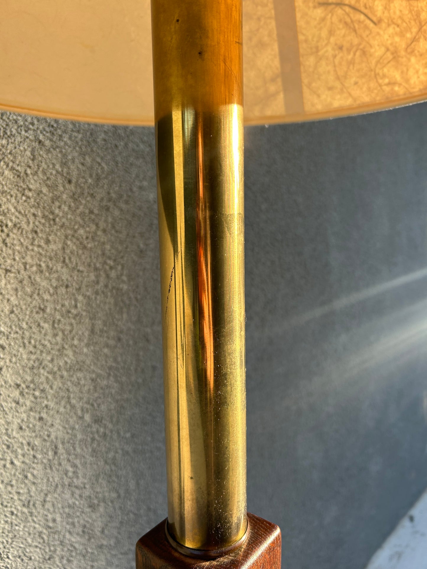 Vintage MCM Brass and Oak Floor Lamp with Built-in Leather Magazine Holder, Circa 1970s