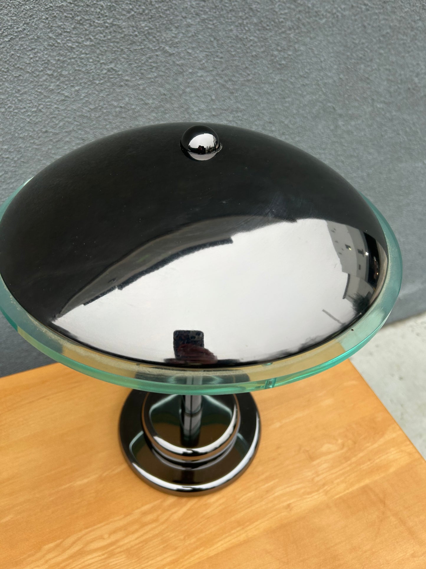 Postmodern Flying Saucer Touch Setting Table Lamp, Circa 1980s