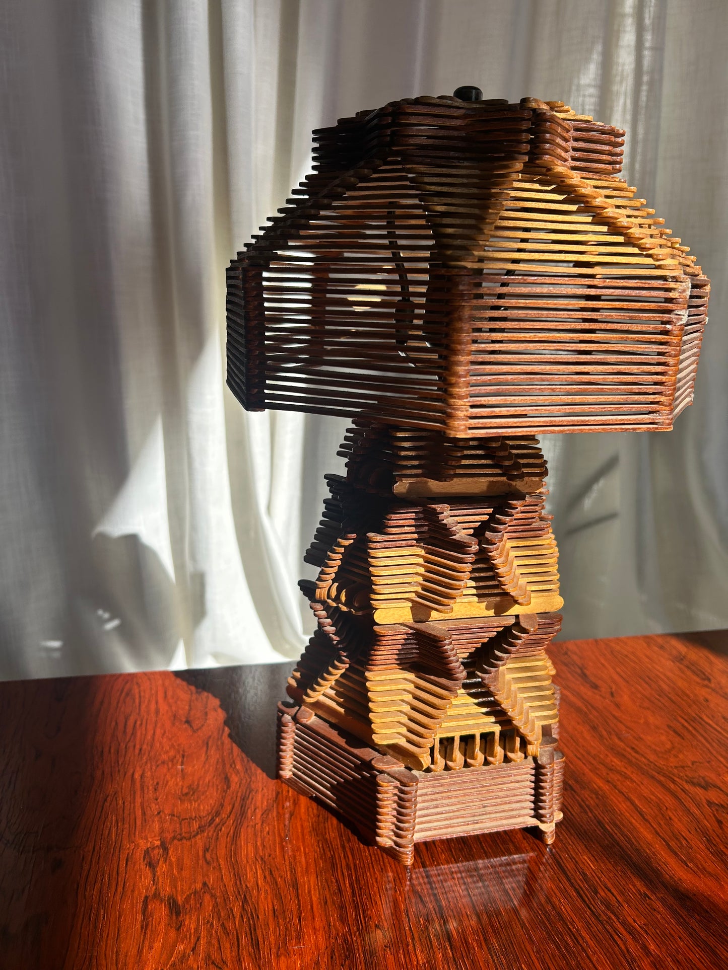 MCM Vintage Tramp Art Folk Art Popsicle Stick Table Lamp