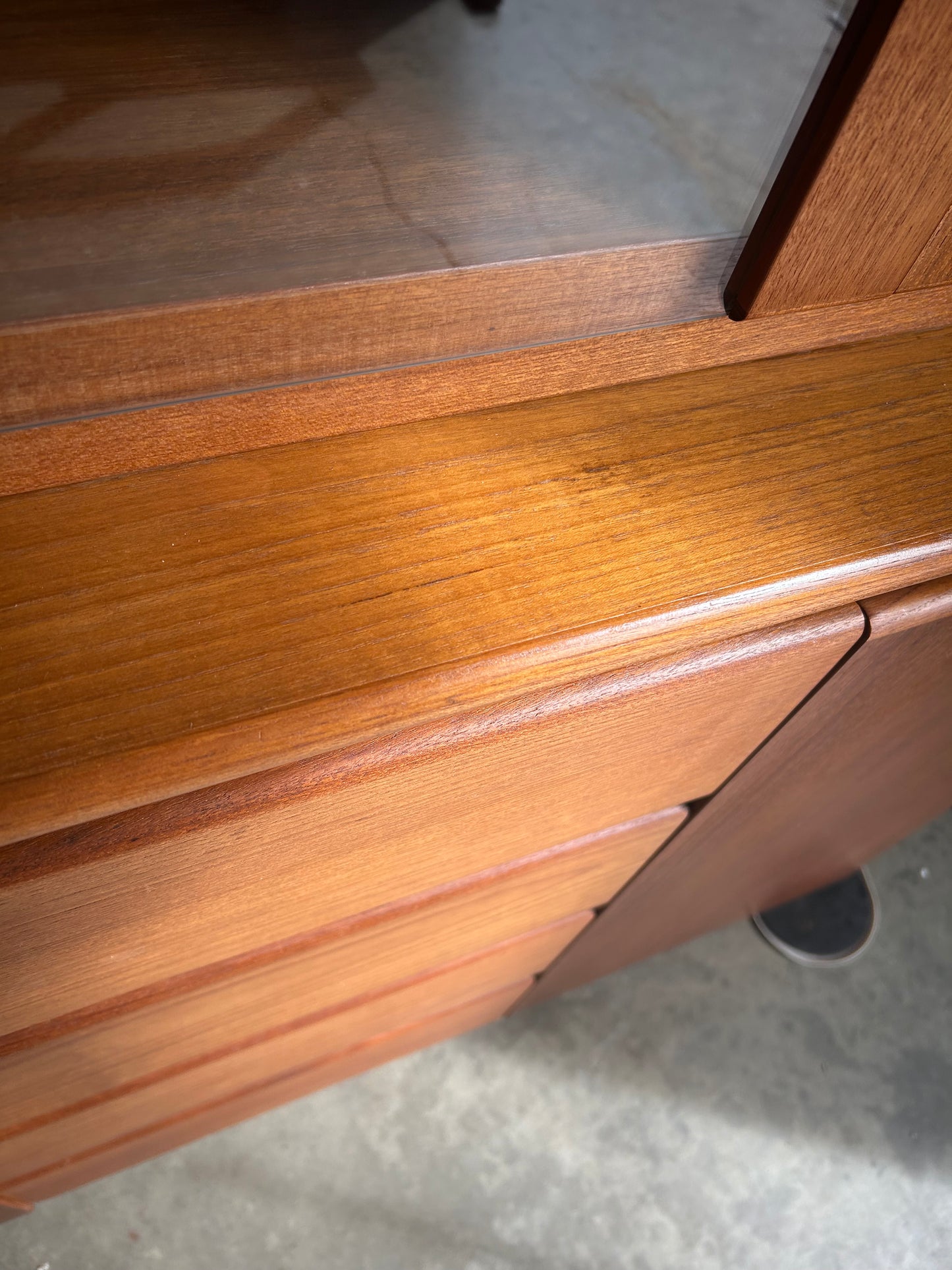 MCM Teak 3-Piece Lighted Hutch Cabinet by Mobican, Canada, Circa 1980s
