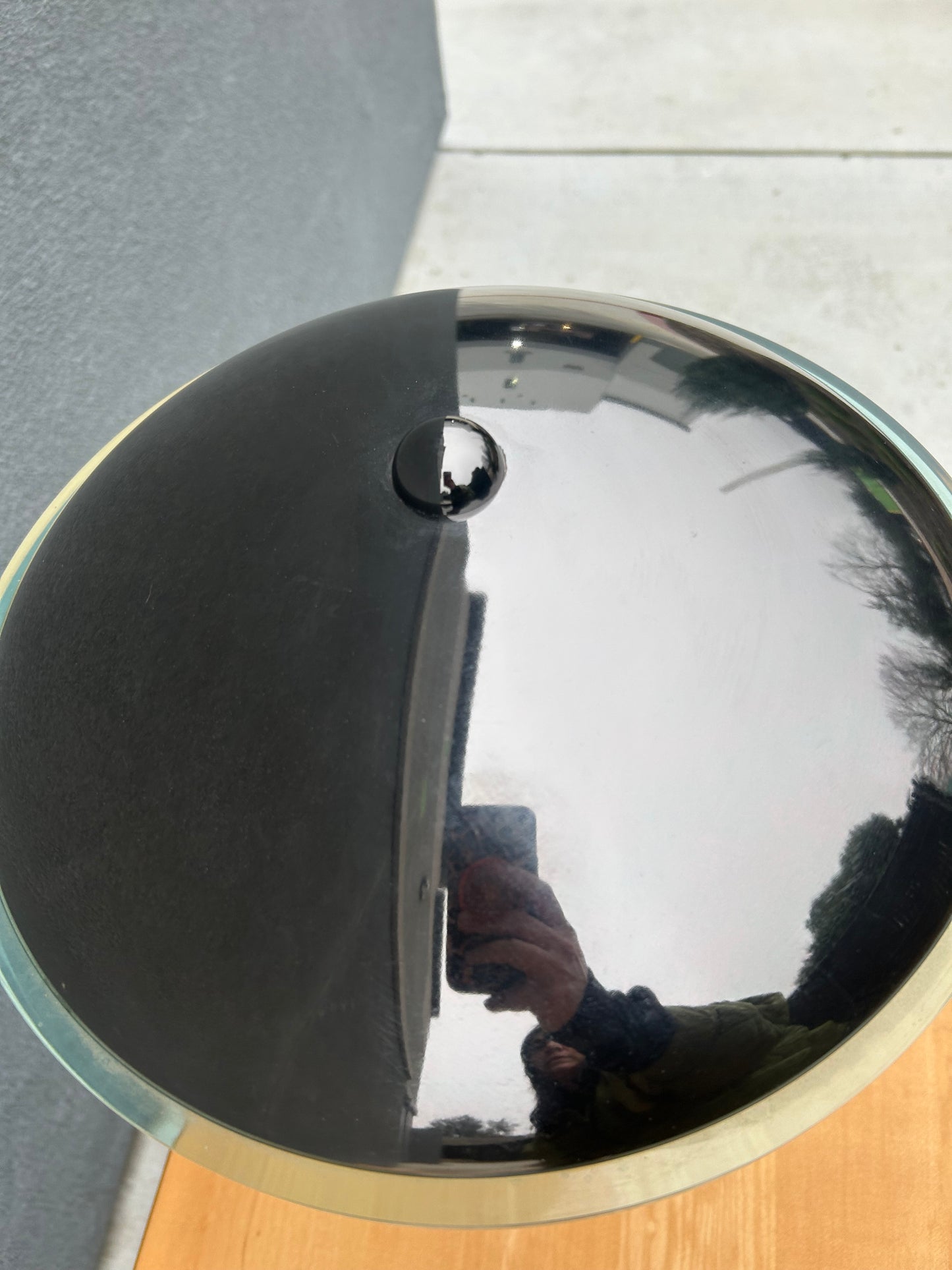 Postmodern Flying Saucer Touch Setting Table Lamp, Circa 1980s