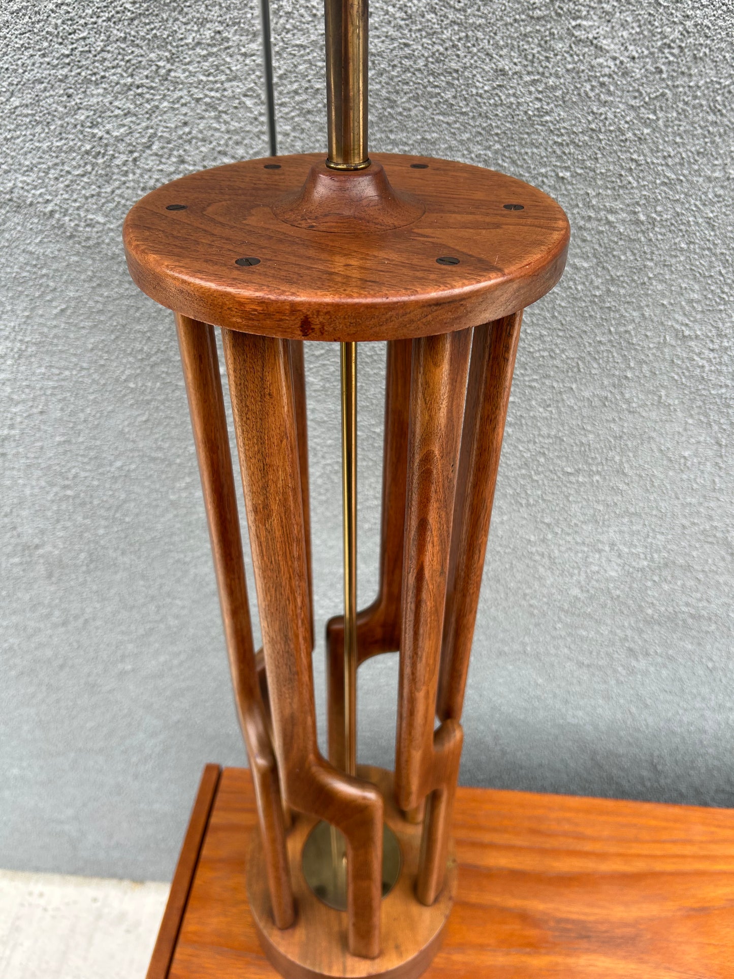 Mid Century Walnut and Brass Sculptural Table Lamp by VH Woolums, Circa 1960s