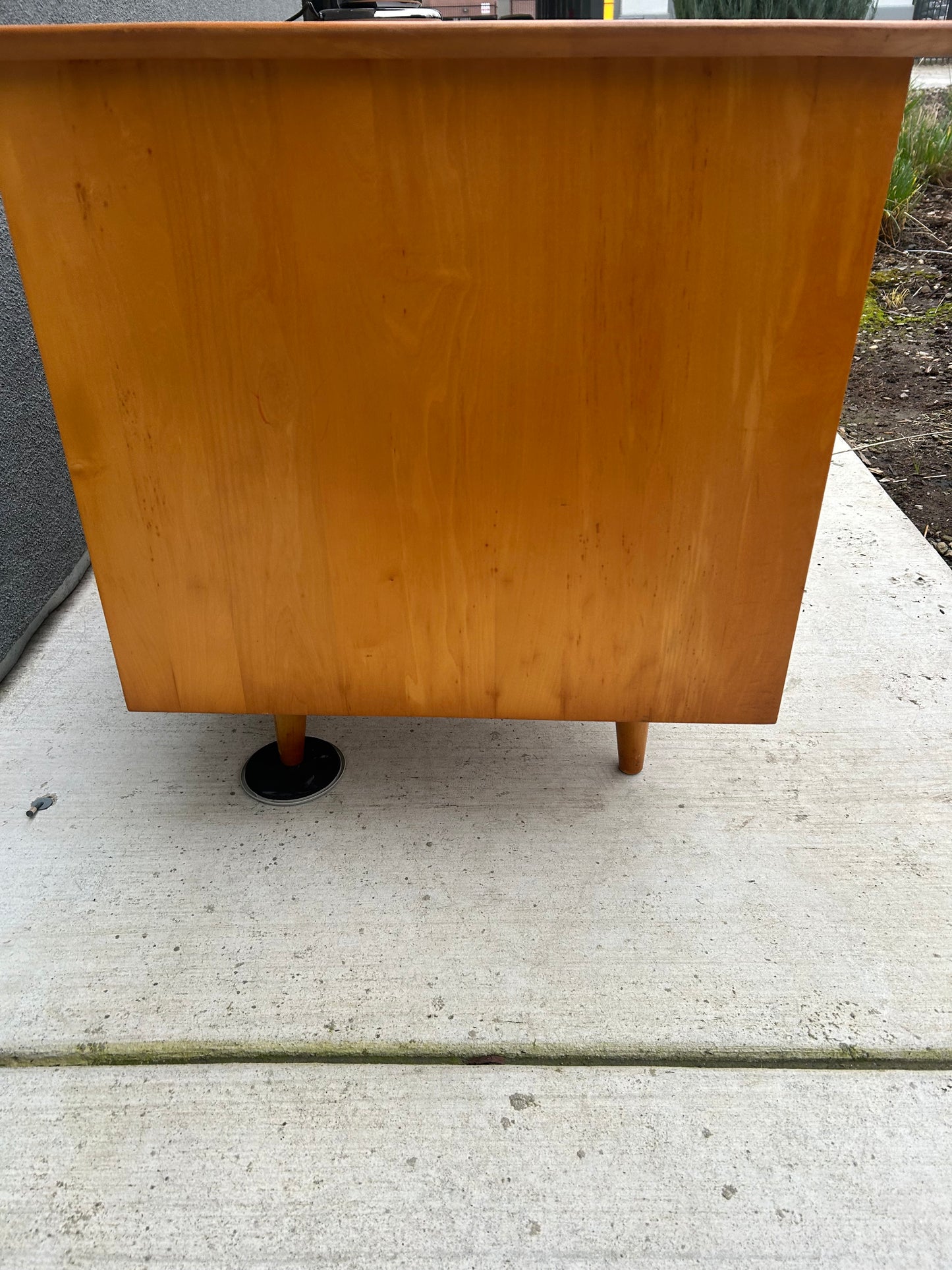 Paul McCobb for Winchendon Maple Double Pedestal Desk, Circa 1950s