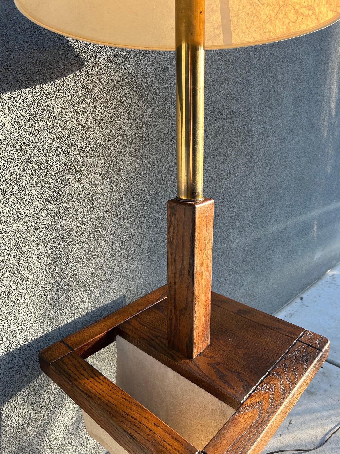 Vintage MCM Brass and Oak Floor Lamp with Built-in Leather Magazine Holder, Circa 1970s