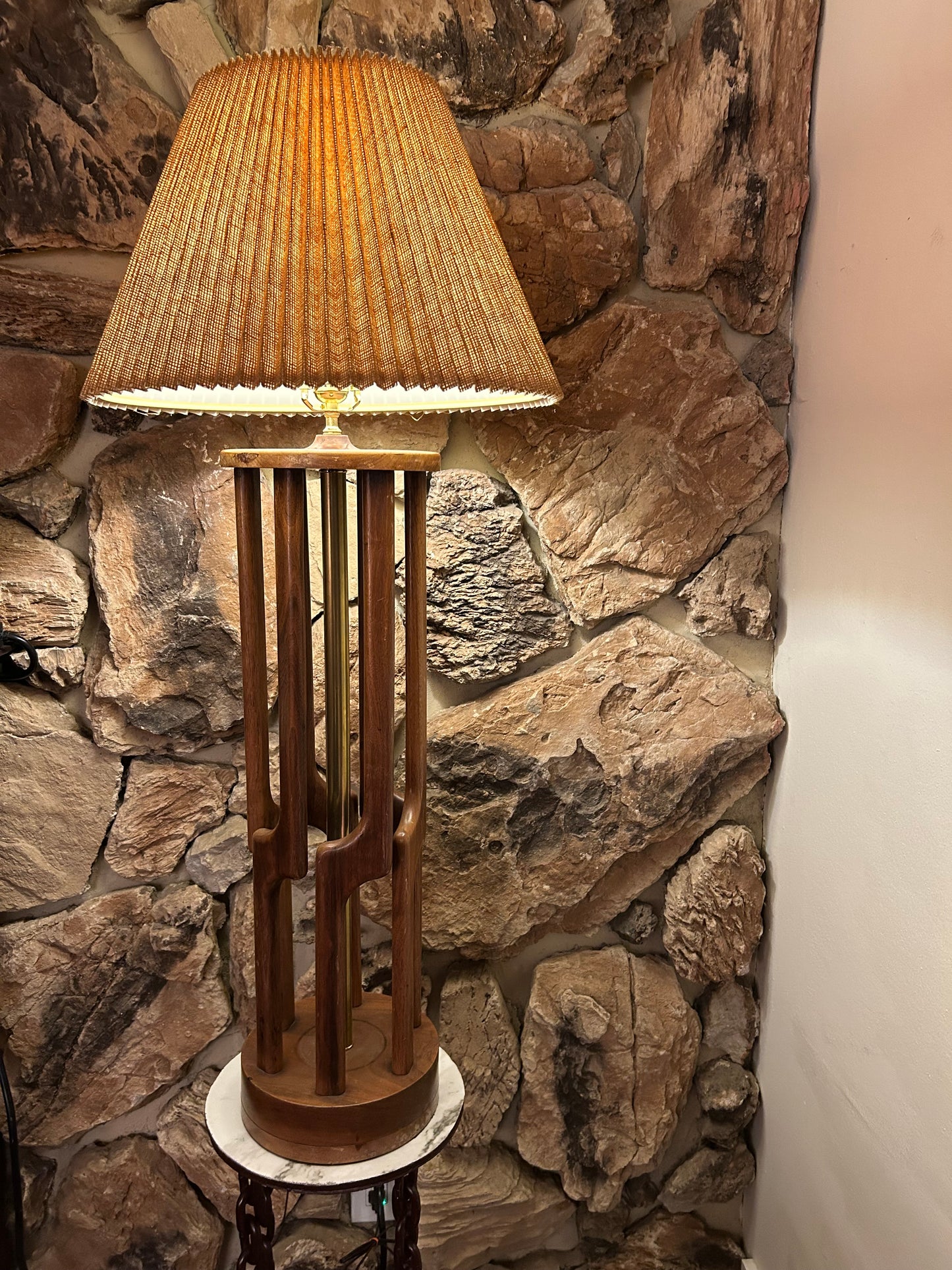 Mid Century Walnut and Brass Sculptural Table Lamp by VH Woolums, Circa 1960s