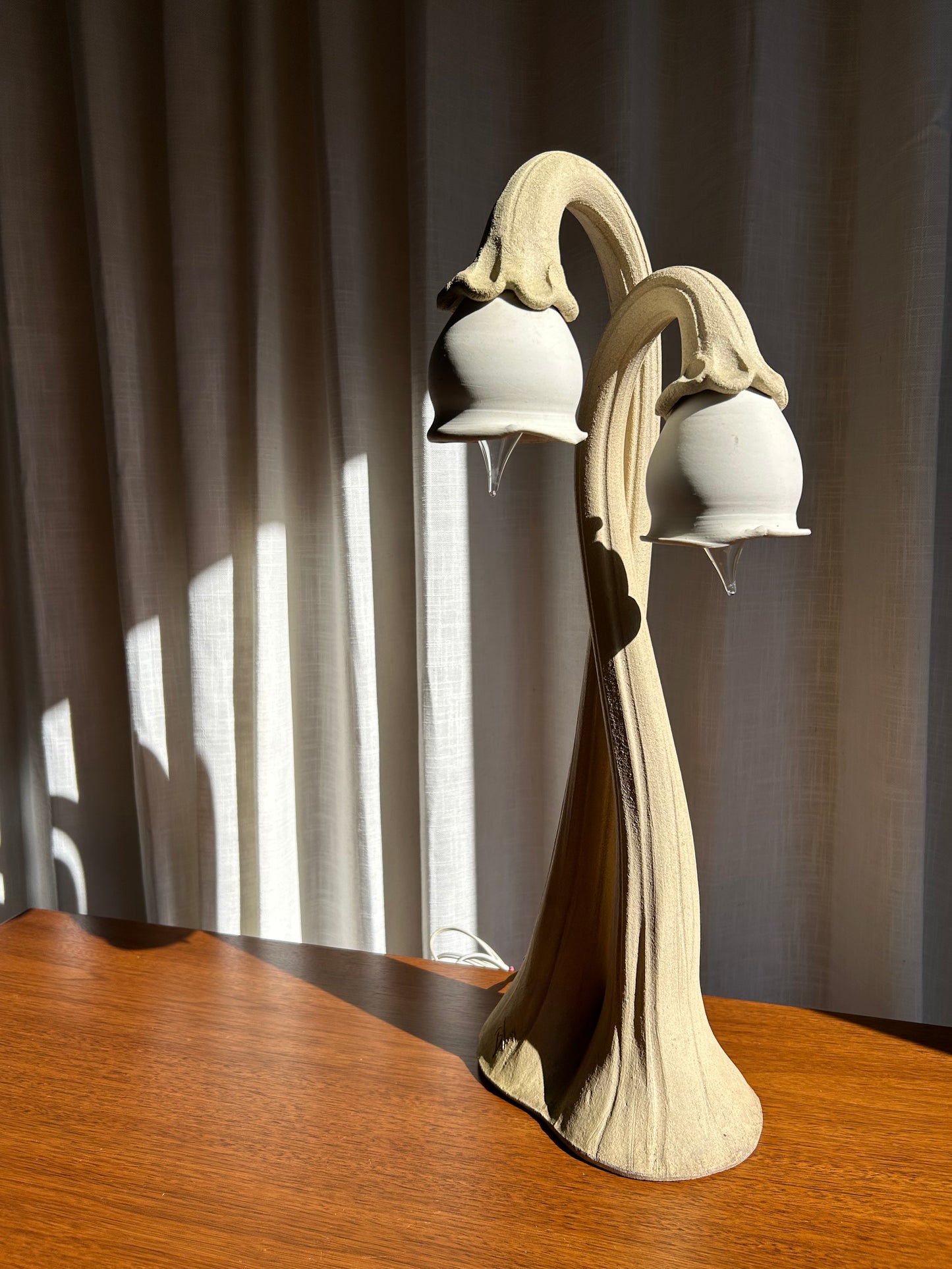 Art Nouveau Doug Blum Cally Lilly Ceramic Pottery Table Lamp Signed