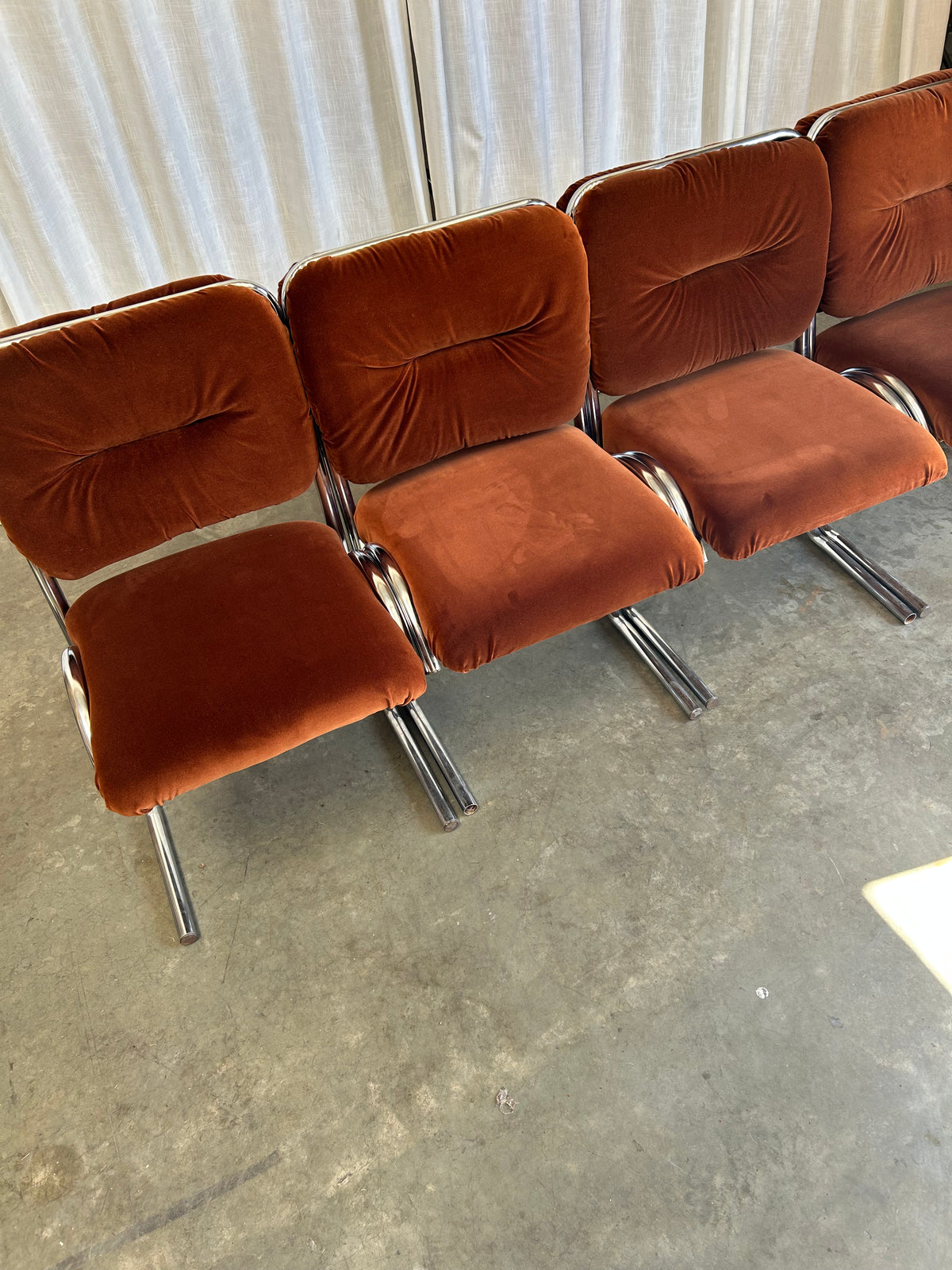 Set of 4 Tubular Chrome Cantilever Dining Chairs by Douglas Furniture, Circa 1970s