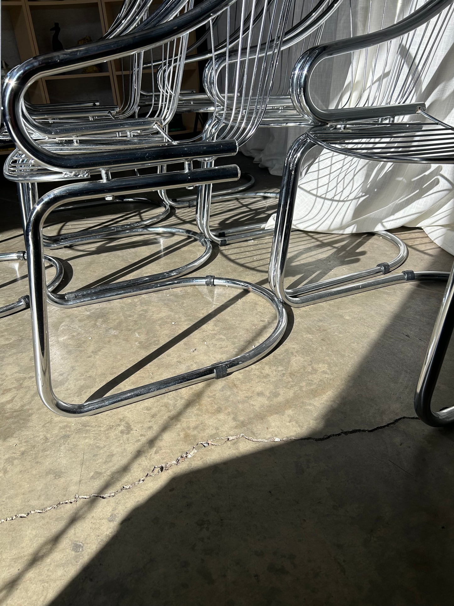 Set of 8 Chrome Cantilever Dining Chairs in the Style of Gastone Rinaldi for Roma, Circa 1970s, Italy