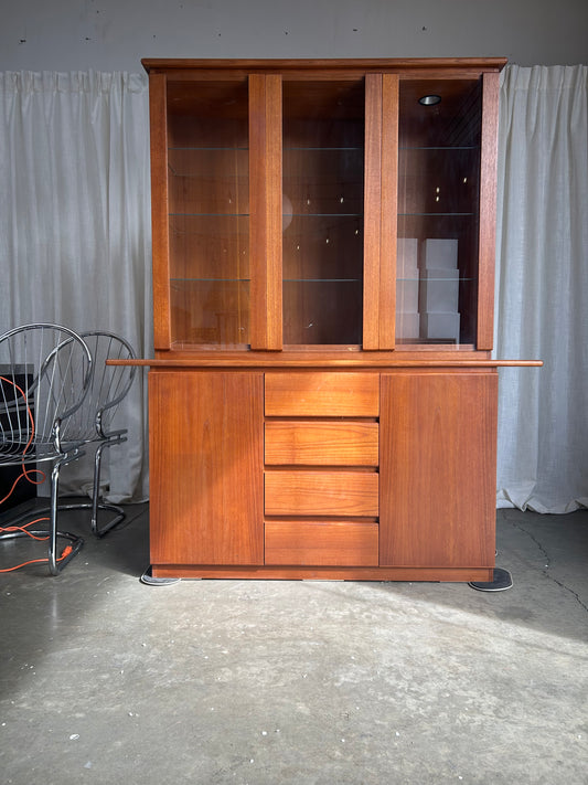 MCM Teak 3-Piece Lighted Hutch Cabinet by Mobican, Canada, Circa 1980s