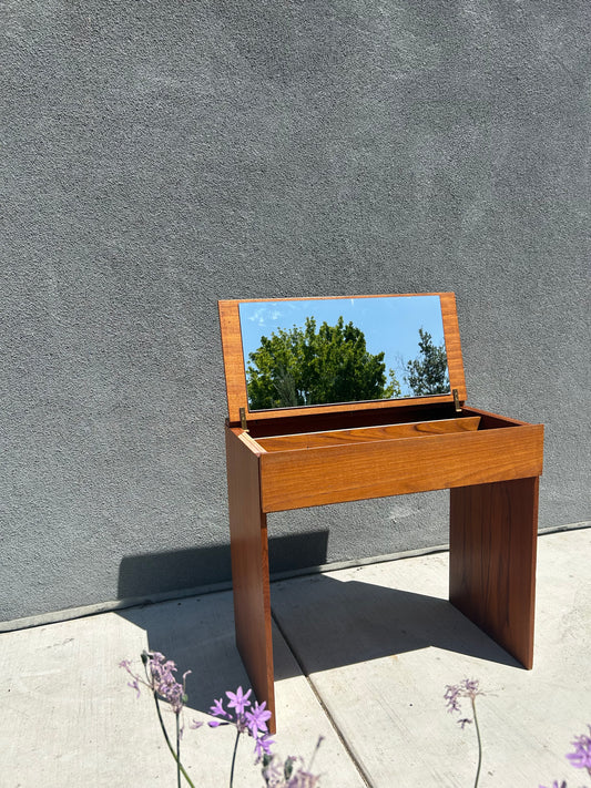 Mid Century Danish Modern Teak Vanity Desk by Arne Wahl Iversen of Vinde Mobelfabrik, Circa 1960s