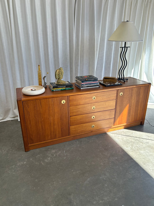 D-Scan Captain Line Scandinavian Modern Teak Credenza, Circa 1970s