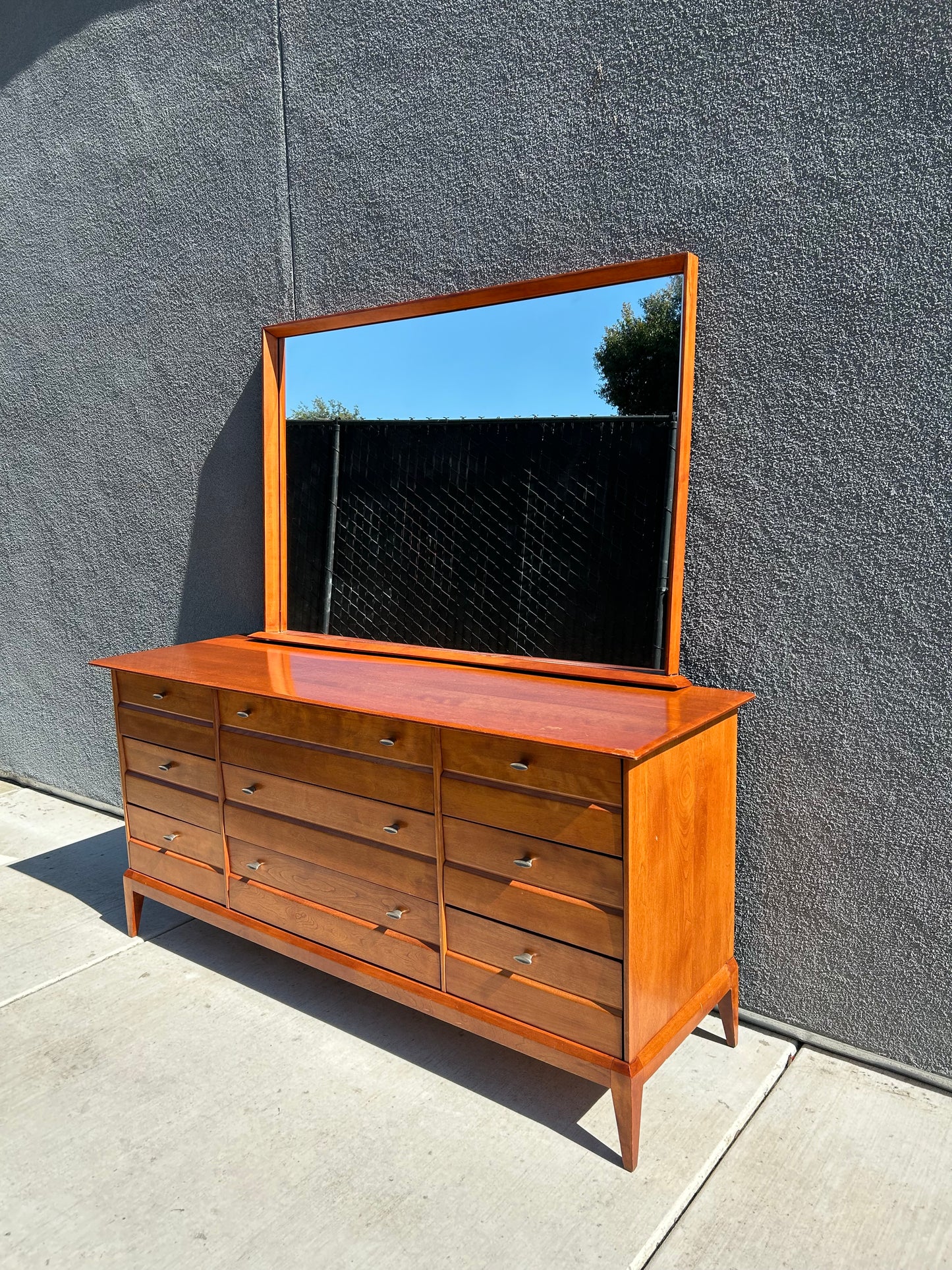Heywood Wakefield Mid-Century Cadence Six-Drawer Dresser with Mirror, circa 1950s